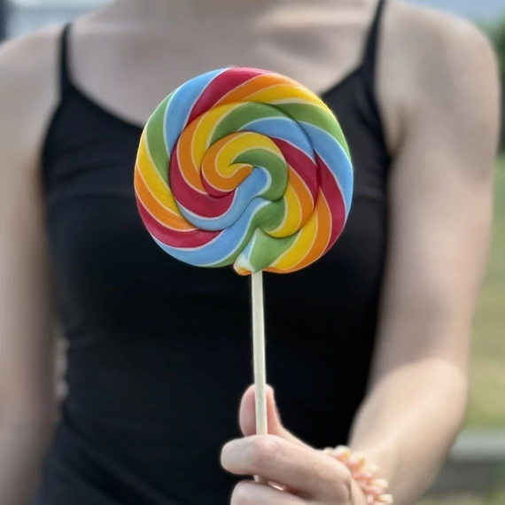 TLM hurrikán nyalóka szivárvány 120g 